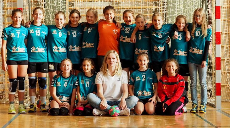 U11W feiert ersten Sieg U11W feiert ersten Sieg