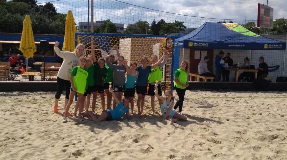 Roomz Hotel ZV Handball Wiener Neustadt ist ÖSTERREICHISCHER MEISTER Beach-Handball WU11 Roomz Hotel ZV Handball Wiener Neustadt ist ÖSTERREICHISCHER MEISTER Beach-Handball WU11