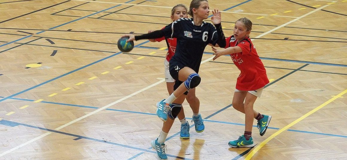 Eindrucksvoller Sieg unserer U11er Mädchen Eindrucksvoller Sieg unserer U11er Mädchen